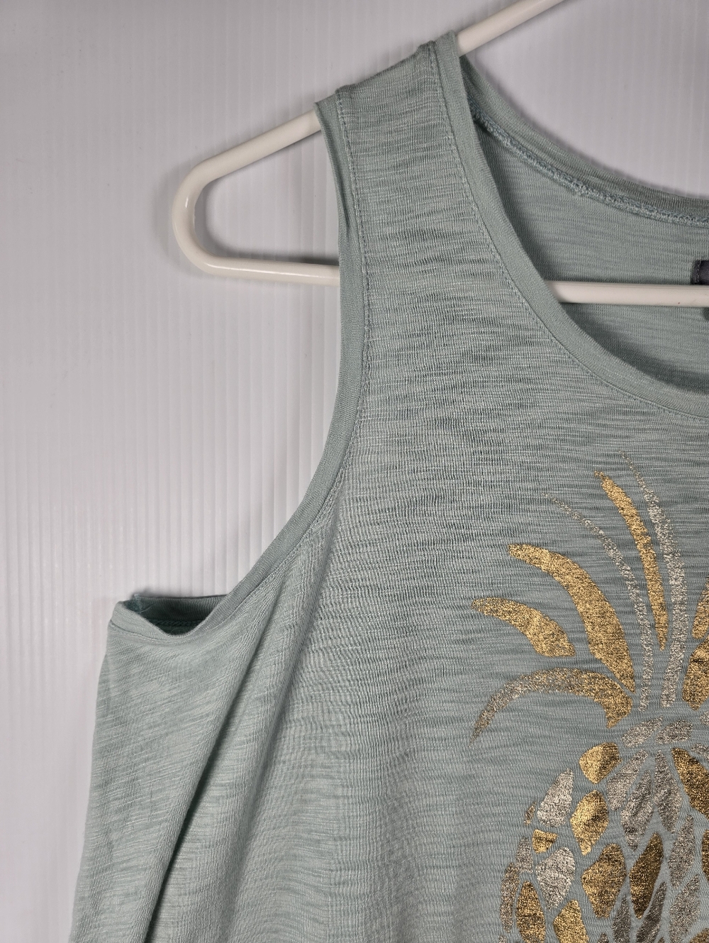 aerie Mint Green Tank with Metallic Gold Pineapple Flowy Swing Crop Top Size M - Picture 3 of 9